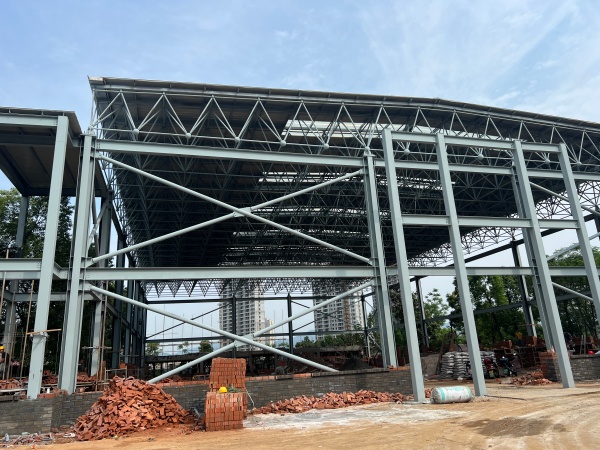 鋼結(jié)構(gòu)廠房